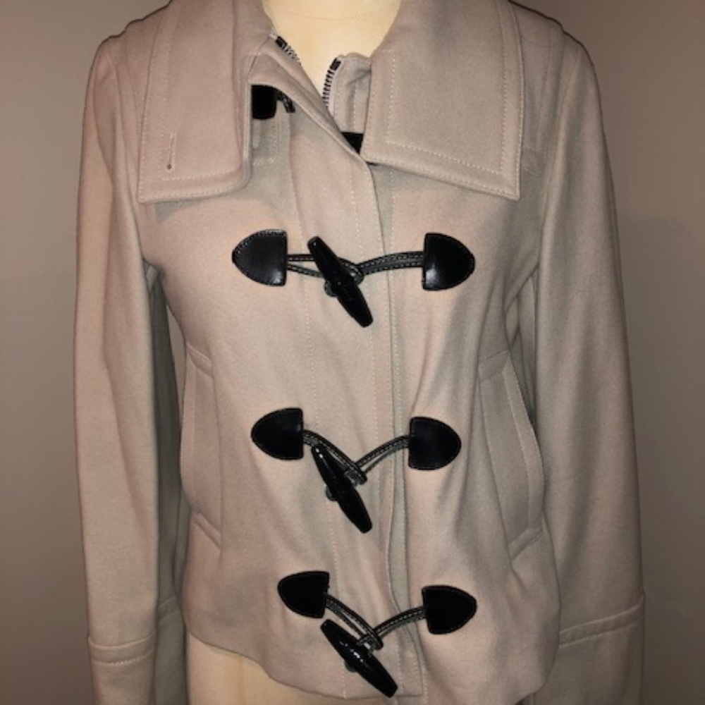 Burberry short toggle duffle coat